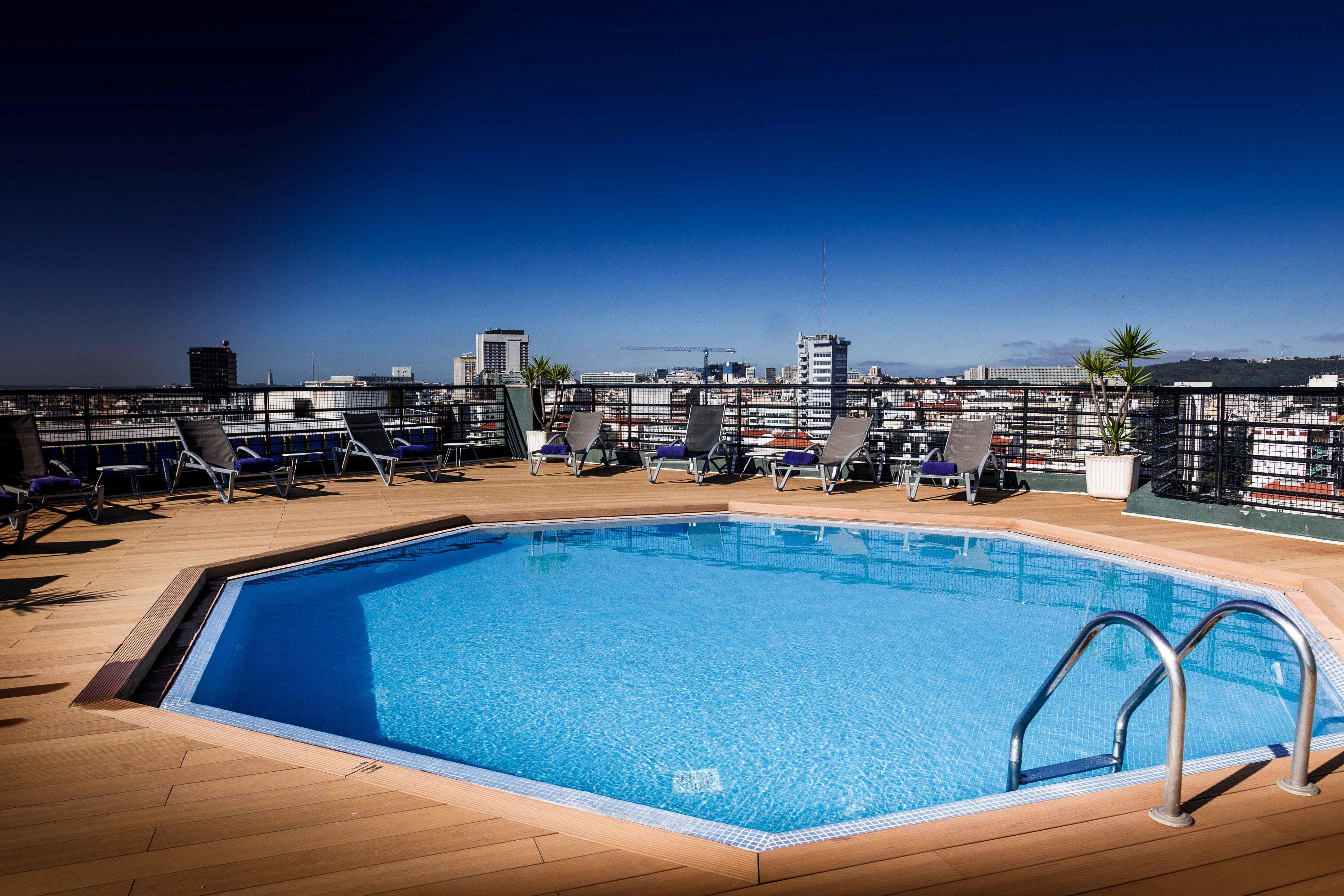 Holiday Inn Lisbon, An Ihg Hotel Екстер'єр фото